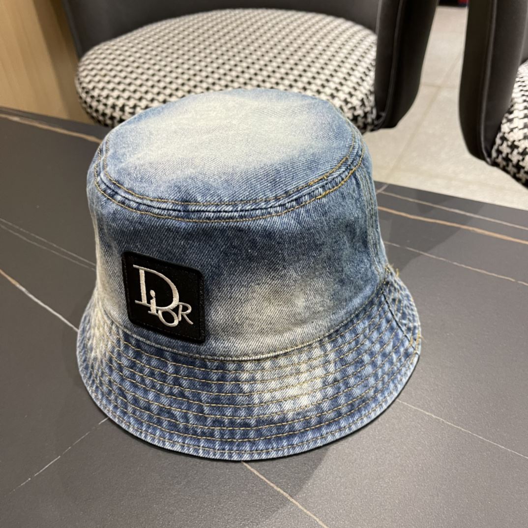 Christian Dior Caps